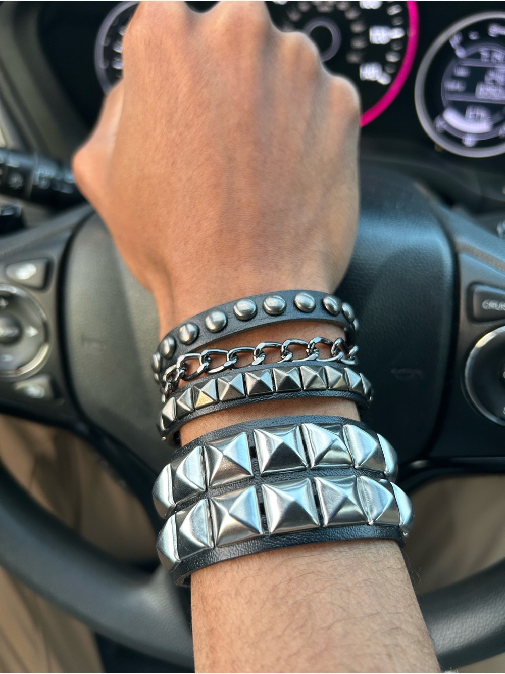 2 pcs Gothic Chain Studded faux leather punk bracelet emo Rivets Cuff Black